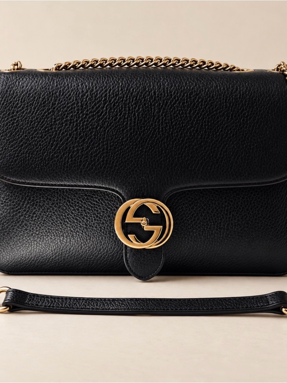 Gucci Black Pebbled Leather Shoulder Bag with Interlocking Gold GG Hardware